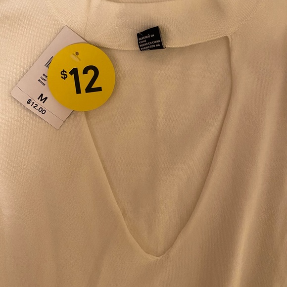 (3 for $15) NWT Forever 21 Keyhole Neck Sweater - Picture 3 of 3